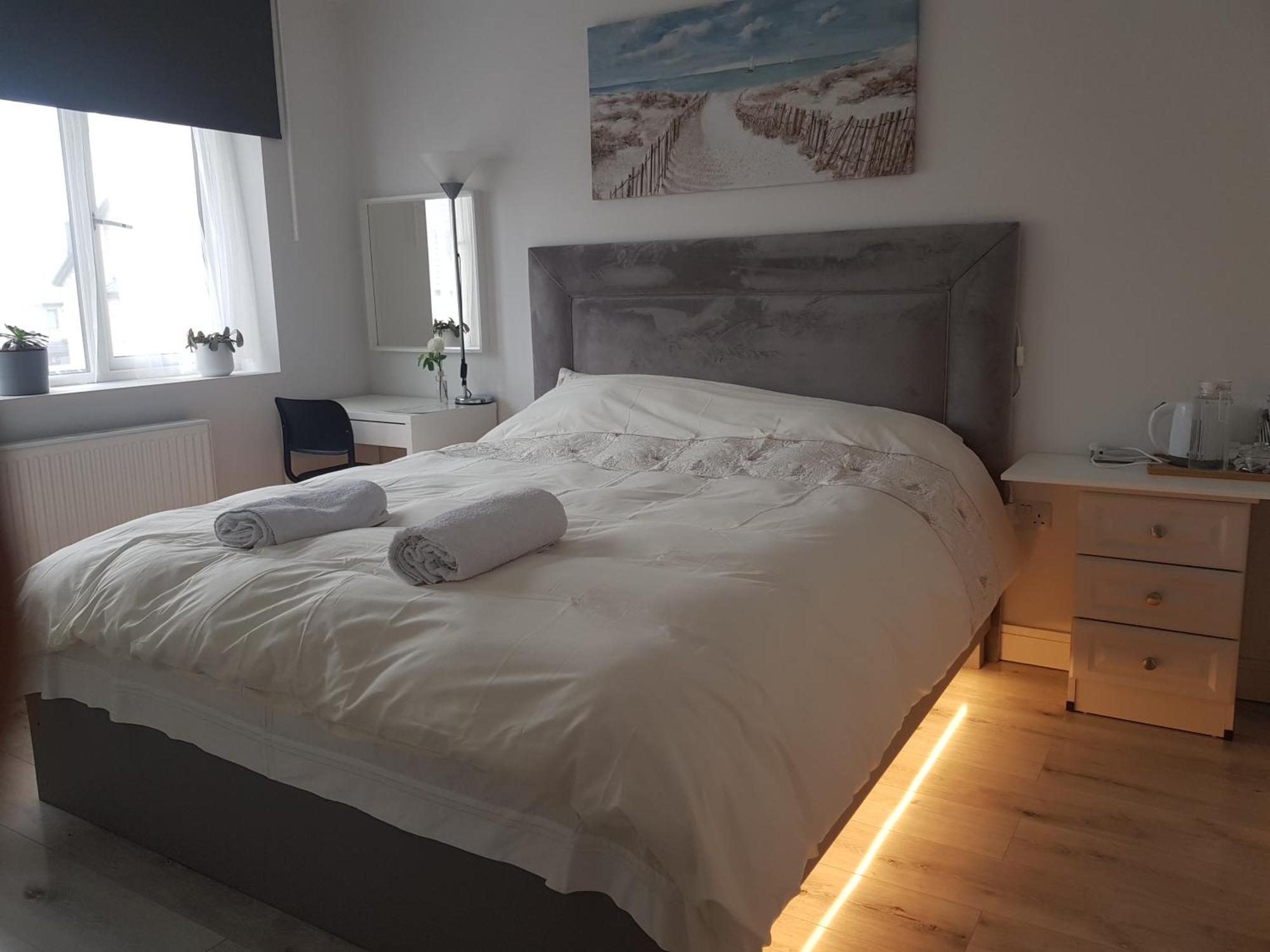 Barnoaks House - Private Room Ensuite Bathroom Homestay ダブリン エクステリア 写真